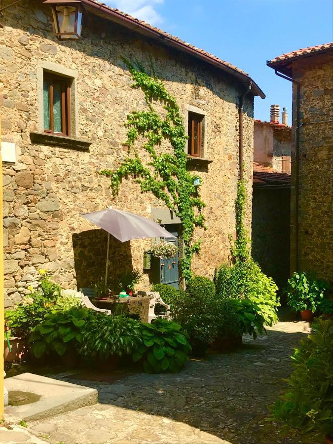 Bed and Breakfast Il Priorato Pescia Exterior foto